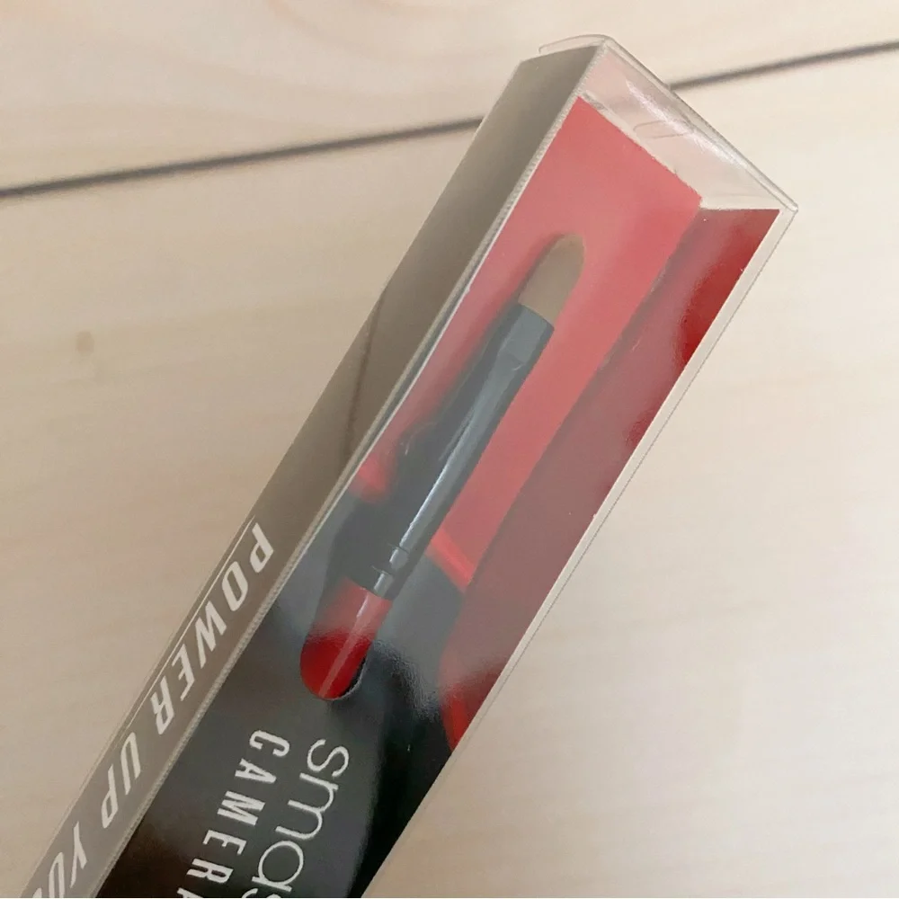 New Smashbox Camera Ready Lip Brush - Sealed in Original Box